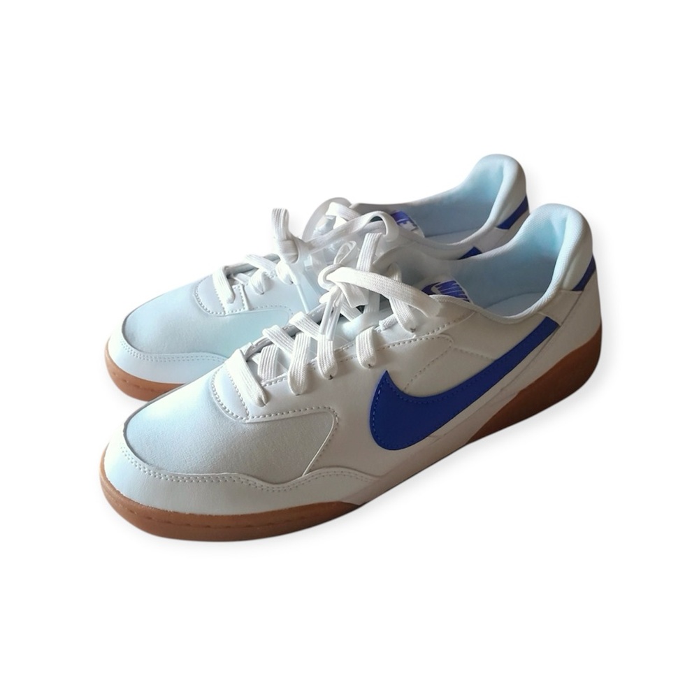 Nike Men’s White Manta Sneakers with Blue Swoosh - Picture 2 of 10